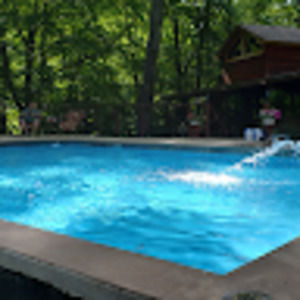 Meet your Posher, Connie